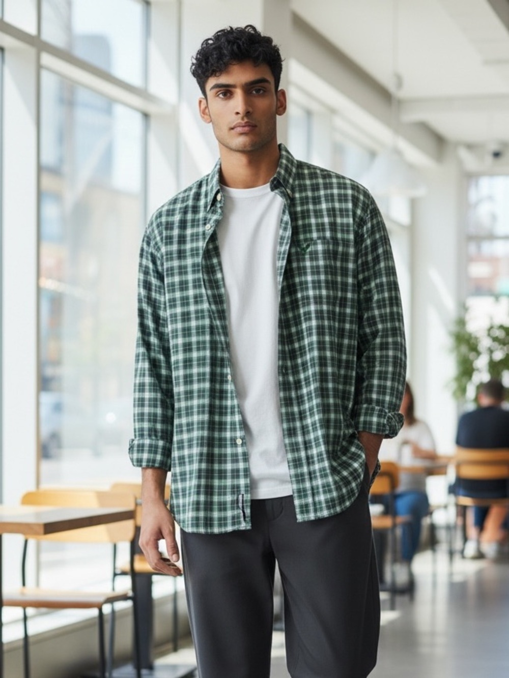 American Eagle Plaid Button Up Shirt  Green Blue Vintage Fit Long Sleeve Casual